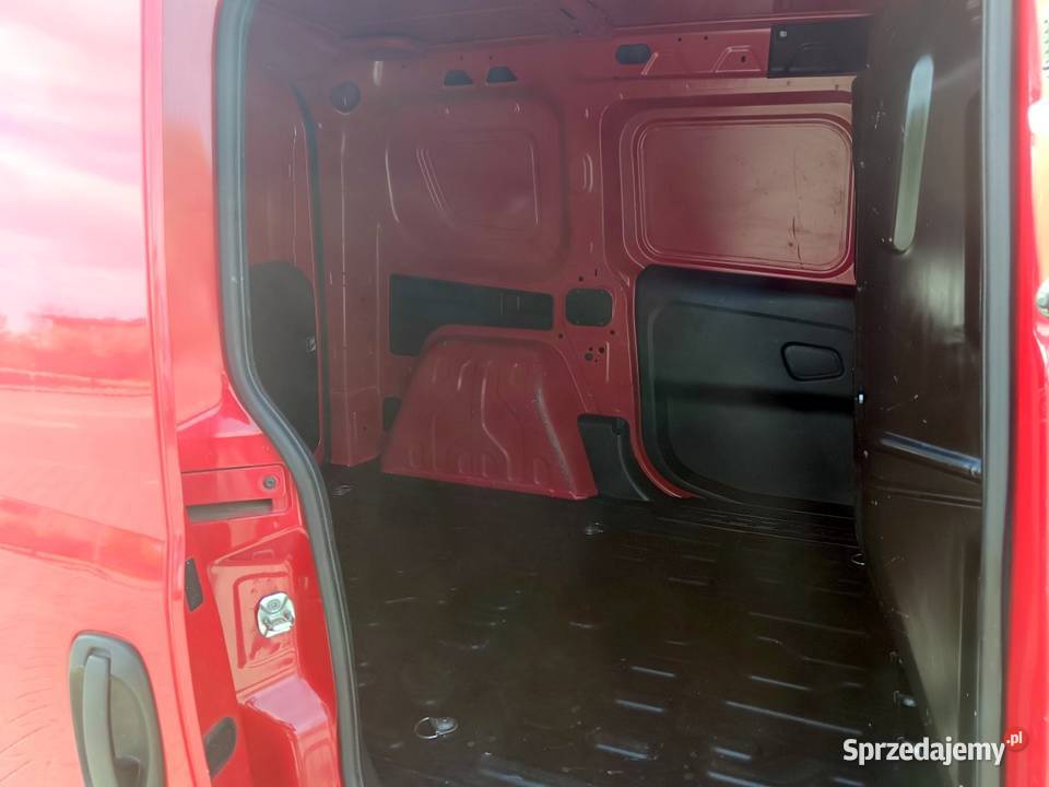 Opel Combo D 14 L1H1 van ciężarowy z Niemiec Kłobuck