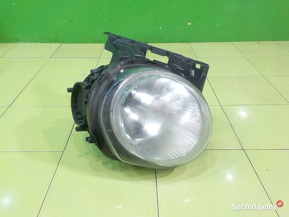 NISSAN JUKE F15 16 B 10r 5D lampa prawa przod mazowieckie Suków
