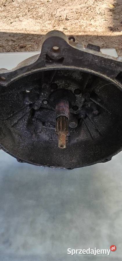 Skrzynia biegów mercedes w123 20 22 d 1152612501 osobowe wielkopolskie Zbąszyń