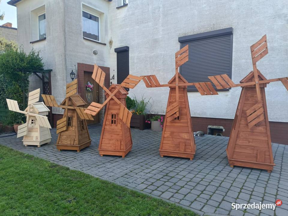 wiatrak ogrodowy drewniany