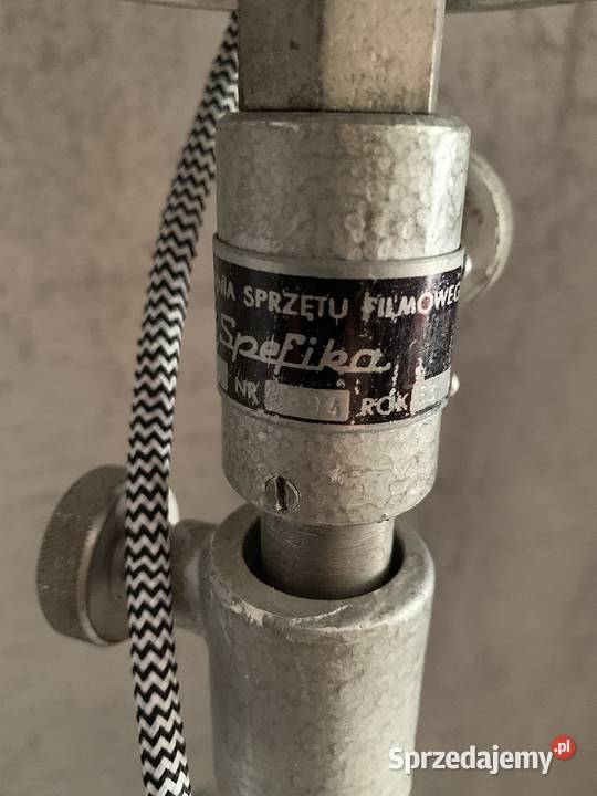 Lampa filmowo teatralna PRL 1963 r Vintage loft Poznań