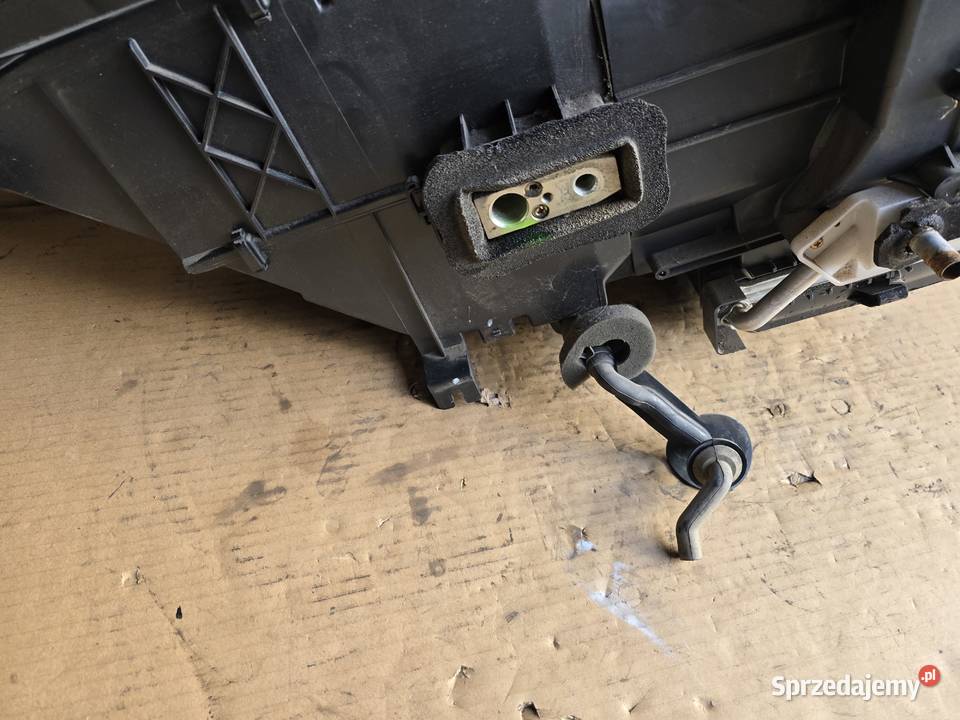 Suzuki Ignis I FH 0003 nagrzewnica ogrzewania osobowe Legnica sprzedam