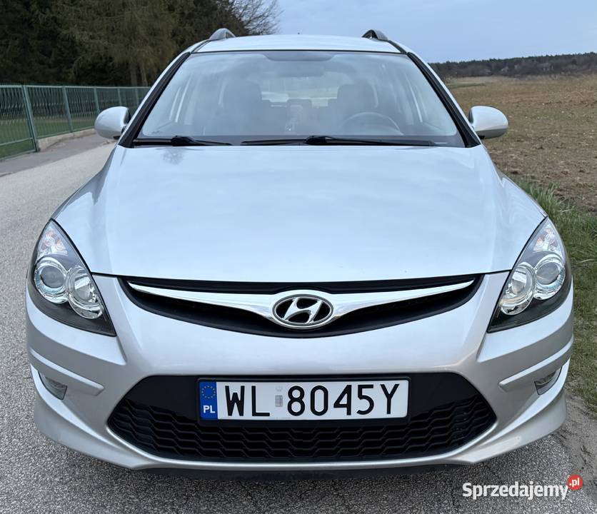 HYUNDAI i30 CW Kombi Benzyna Bezwypadkowy FILM