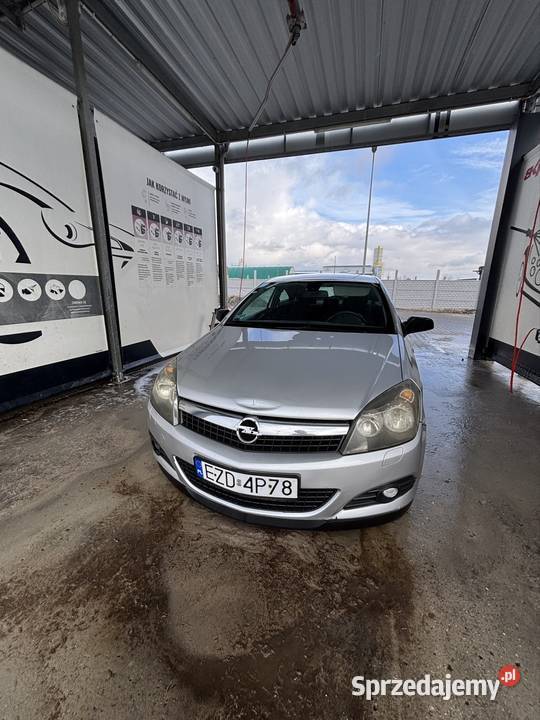 Opel Astra H GTC 16 bengaz Radomsko