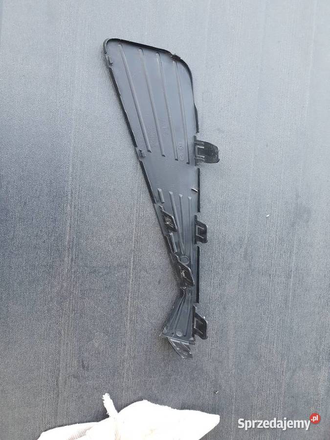 Ramka halogenu w zderzak przód 2cm3 Siedlce