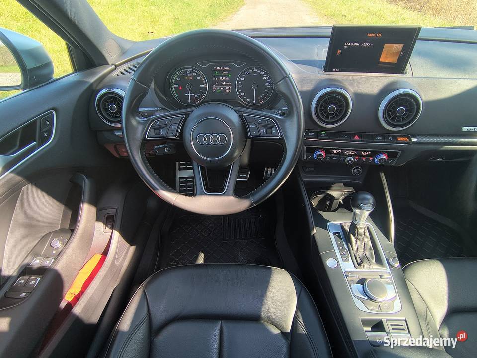 Audi A3 Etron Hybryda Plugin 14 benzyna 205 nowe Wrocław