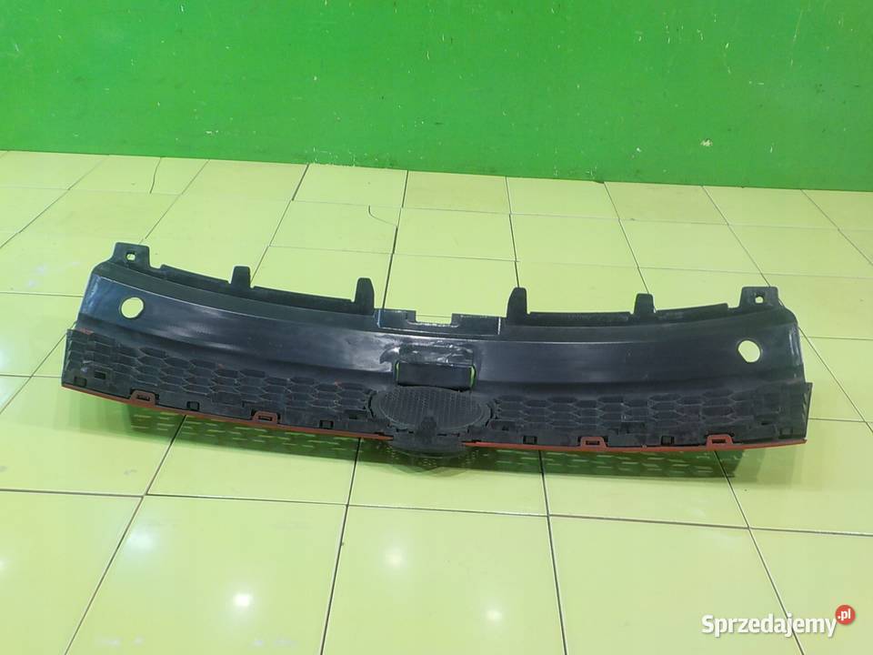 VW POLO V 6R 14 B 11r atrapa grill Suków