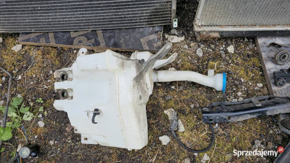 Zbiornik spryskiwaczy Suzuki Grand Vitara 2 osobowe Świdnica sprzedam