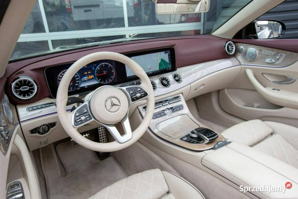 Mercedes E 220 4 MATIC CABRIO W214 2023 Jarocin