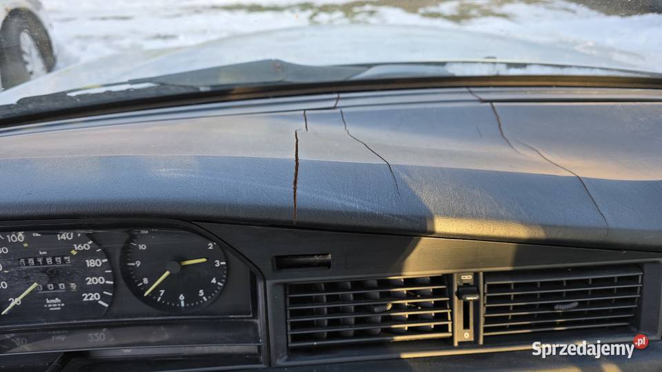 Mercedes 190 20i przebieg 91 benzyna Nowy Świętów