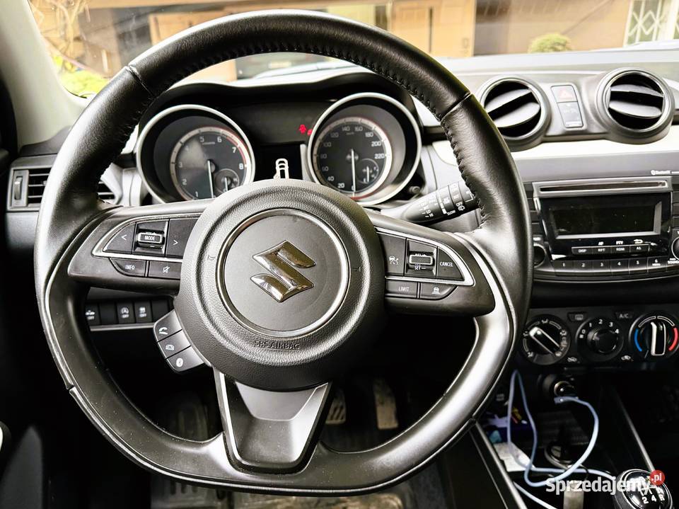 AAA Suzuki Swift VI SALON wersja Premium kupiony w polskim salonie Krosno