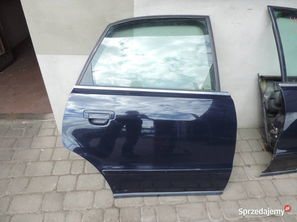 AUDI A4 B5 SEDAN DRZWI PRAWY TYŁ LY5K Nowy Sącz