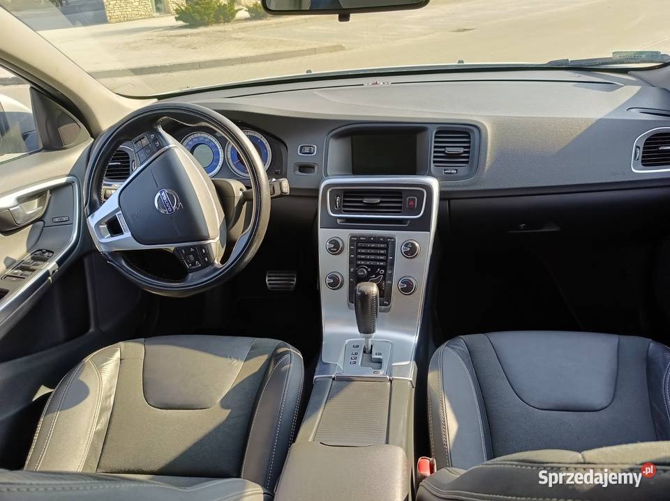 Volvo v60 D5 215 Rdesign Wielka Wieś