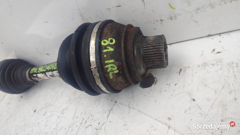 81IRLAUDI A4 B8 A5 8T Q5 8K0407271Q PÓŁOŚ LEWA Włoszczowa