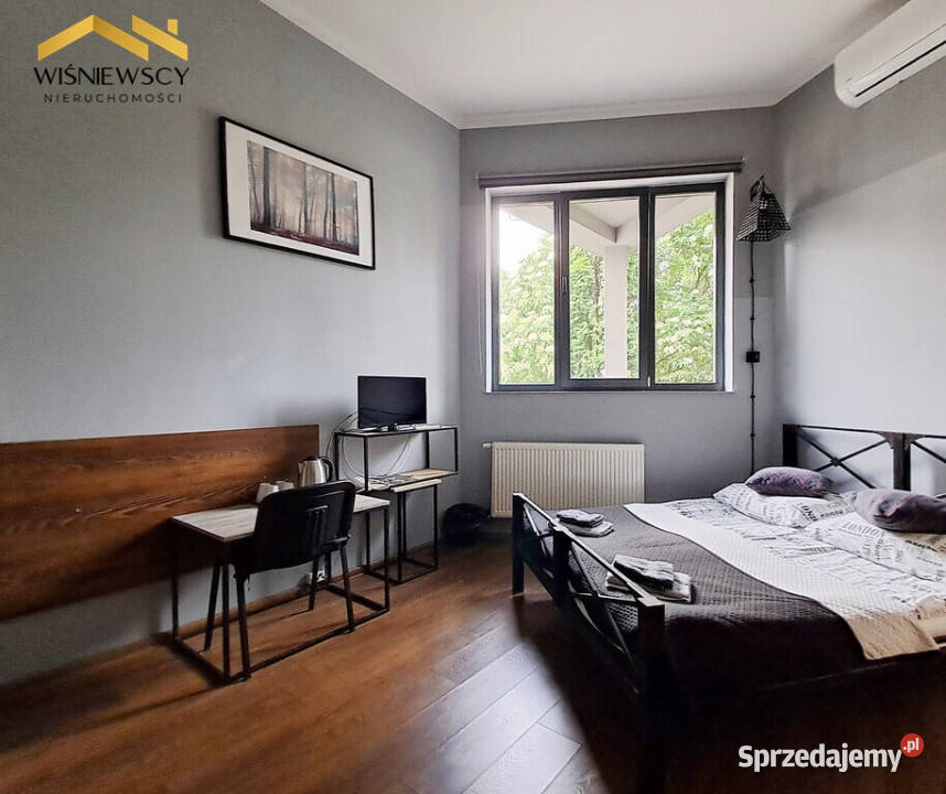 Funkcjonujący hostel i lokal użytkowy Elbląg sprzedam