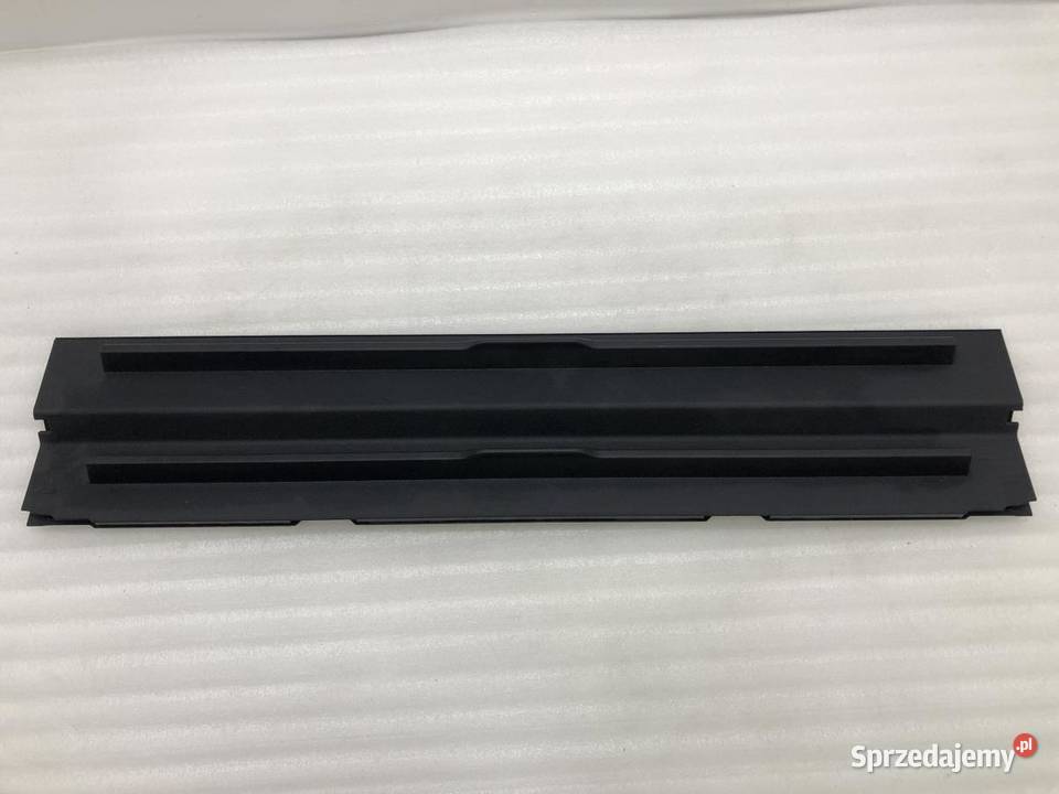 LISTWA OSŁONA BAGAŻNIKA 5TA864514 VW TOURAN III osobowe wielkopolskie
