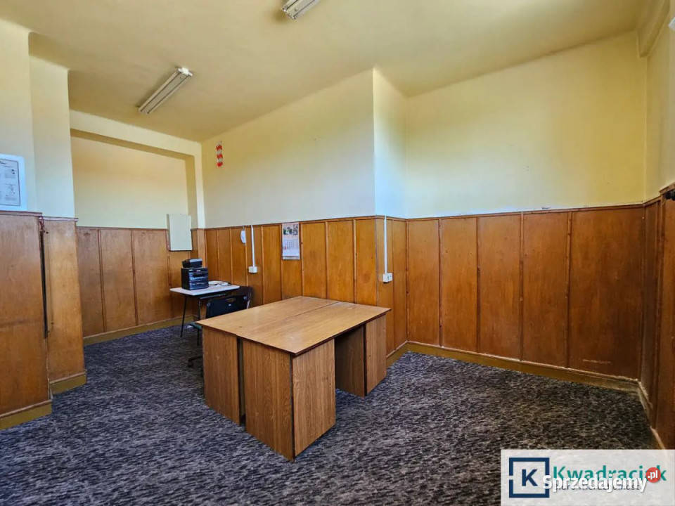 sprzedaży lokalu Krosno 15082m2 handlowo-usługowy