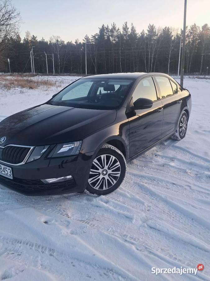SKODA OCTAVIA 14 150 2017r 132000 salon wielofunkcyjna kierownica Świnoujście