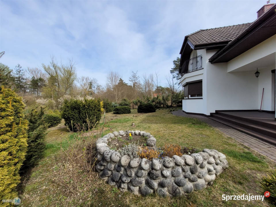 Dom wolnostojący 276m2 Nowiny sprzedam