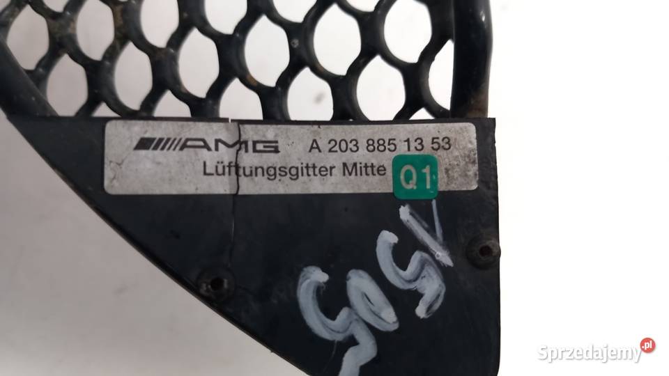 MERCEDES W203 SEDAN KRATKA ŚRODKOWA ZDERZAK osobowe Pasy przednie i tylne Zbierkowo