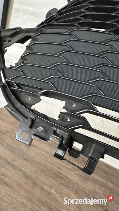 KRATKA ZDERZAKA ŚRODKOWA PRZÓD TOYOTA COROLLA lubuskie sprzedam