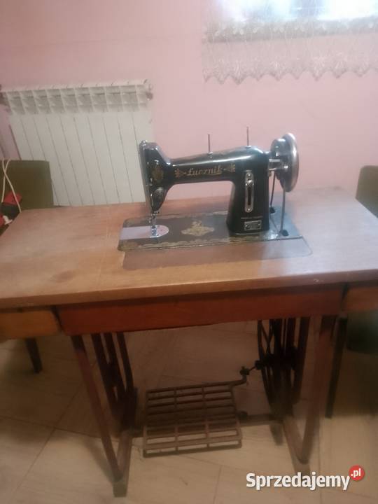 Maszyna do szycia Pozostałe świętokrzyskie Michałów sprzedam