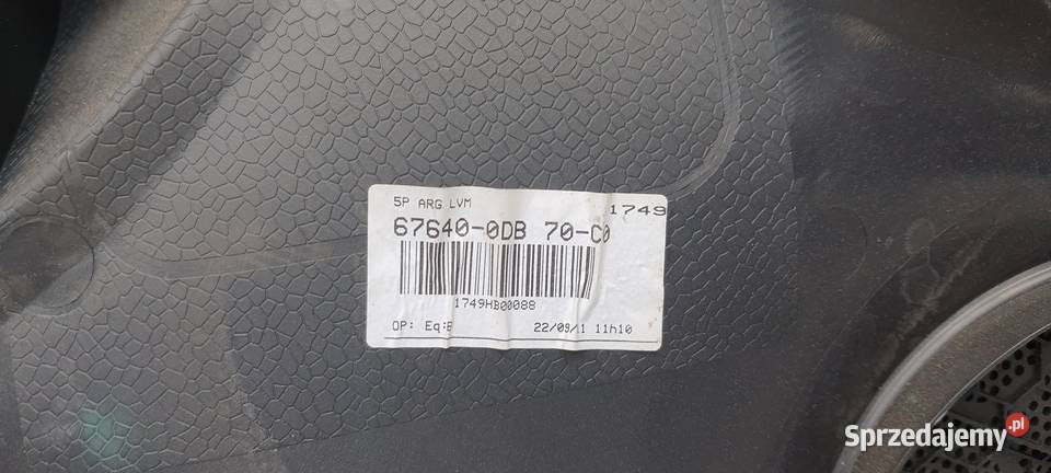 Yaris III Boczek Drzwi Tył Lewy Prawy 676730D030