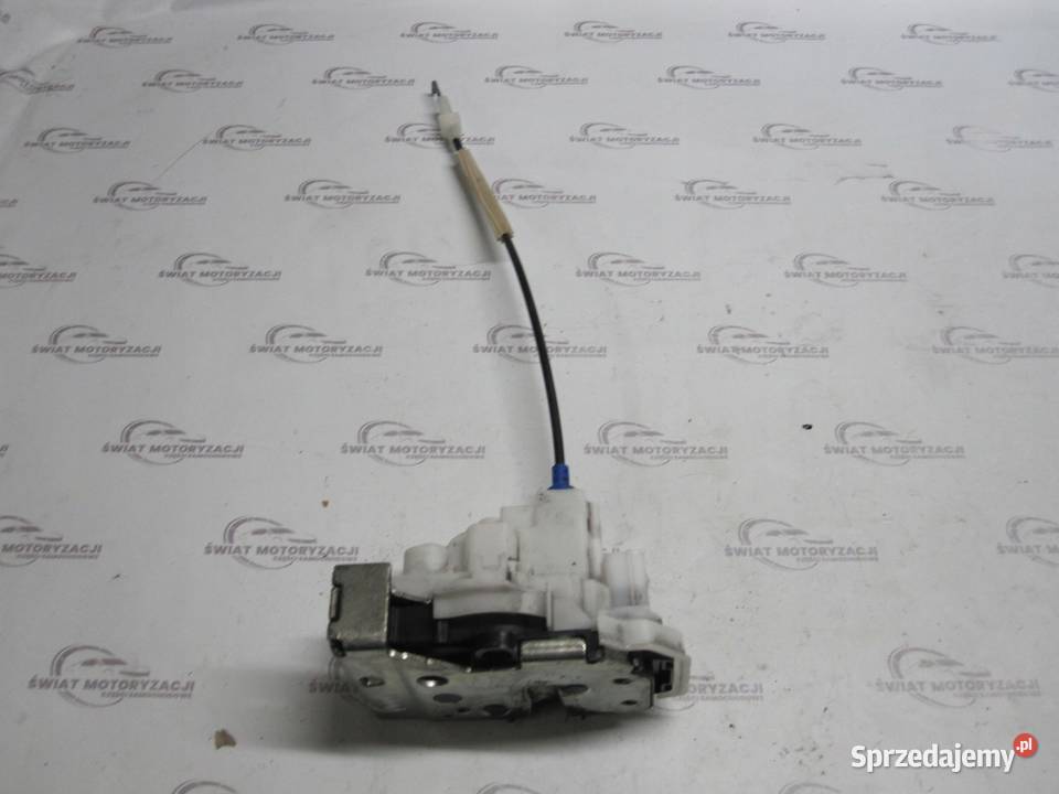DOBLO II COMBO D LIFT 16r zamek drzwi lewy tył osobowe Drzwi