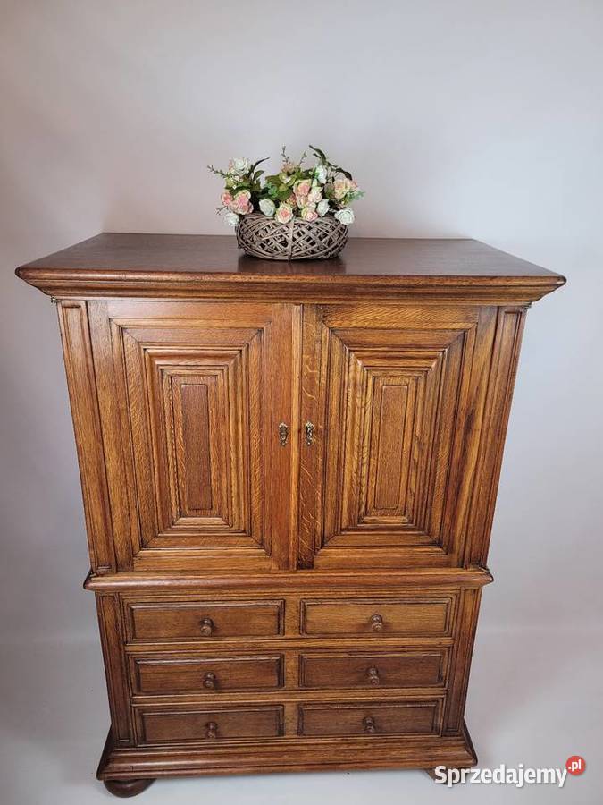 Wysoka komoda bieliżniarkaszuflady zachodniopomorskie Białogard