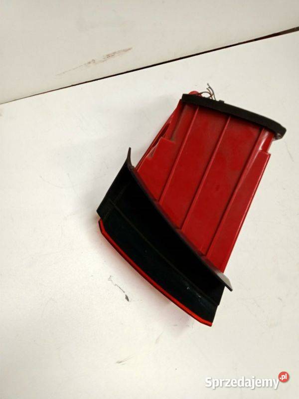 LAMPA TYŁ LEWA VW JETTA VI 5C 1014 EUROPA Rakoniewice