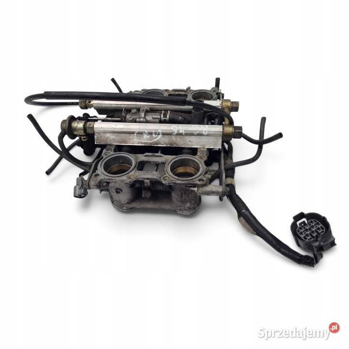 PRZEPUSTNICE Honda VFR 800 0212r RC46 Zestaw Chełm