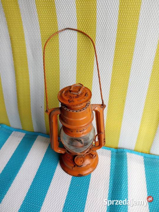Lampe naftową sprzedam Antyki Borówno sprzedam