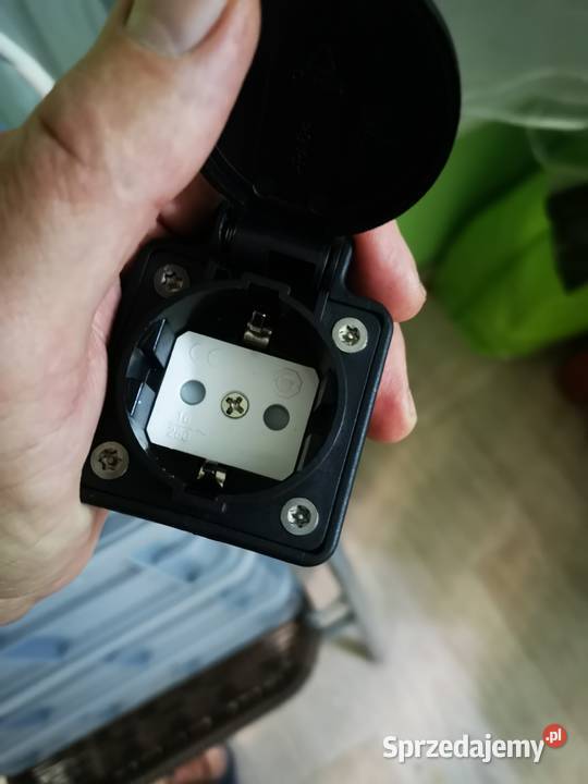 zestaw ładownia camper sprzedam