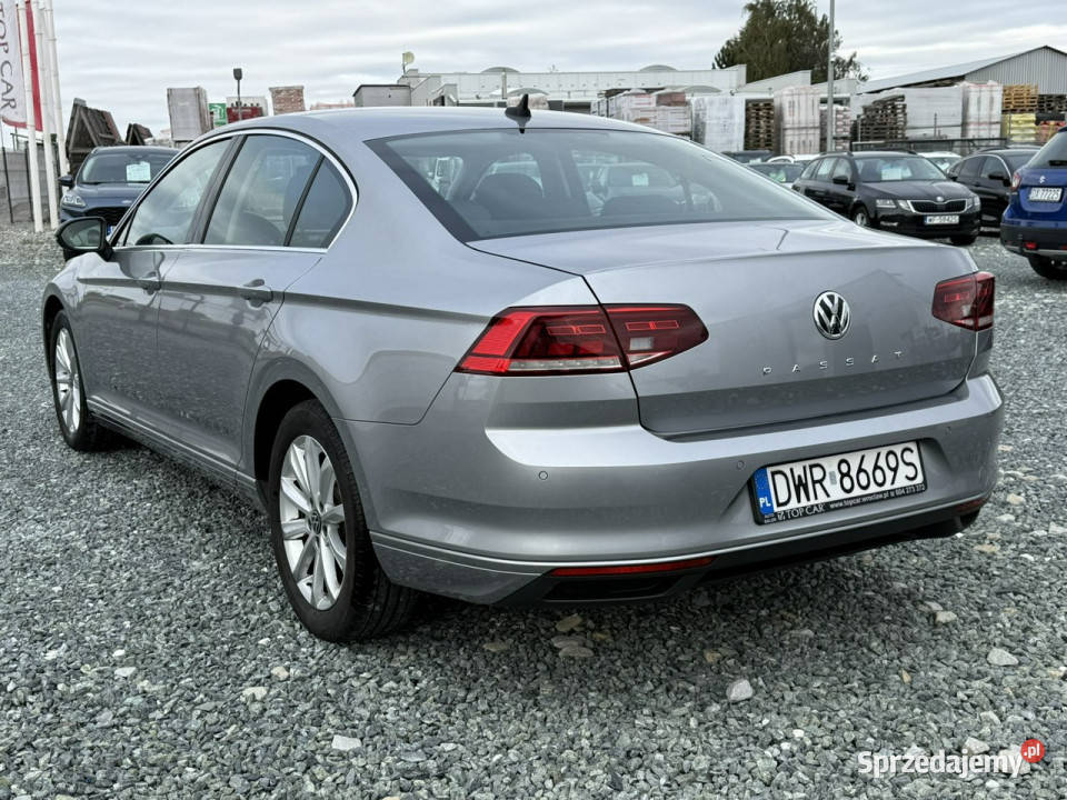 Volkswagen Passat 20 TDI 150 2020 EVO Busines wielofunkcyjna kierownica Wojkowice