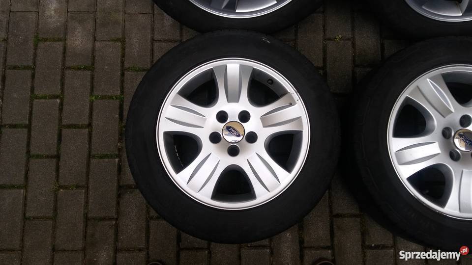 Oryginalne felgi aluminiowe 16 z oponami Mondeo Gdańsk