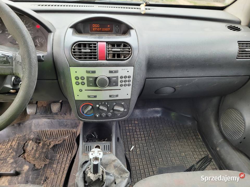 Opel Combo 17 cdti na części nieuszkodzony