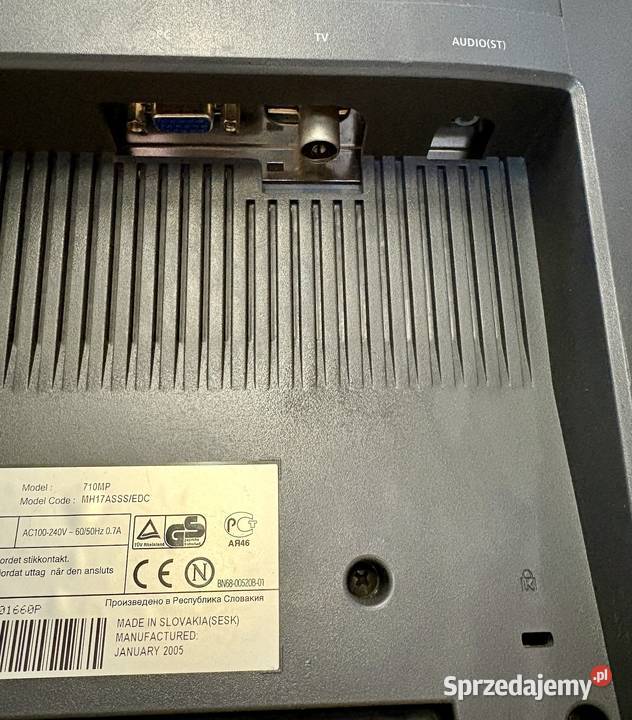 Monitor Samsung 710MP uszkodzony na części