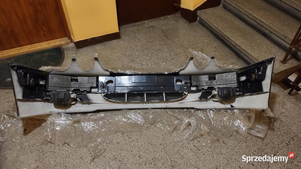 Zderak przód Mercedes W210 lift Rok produkcji 2000 Warszawa