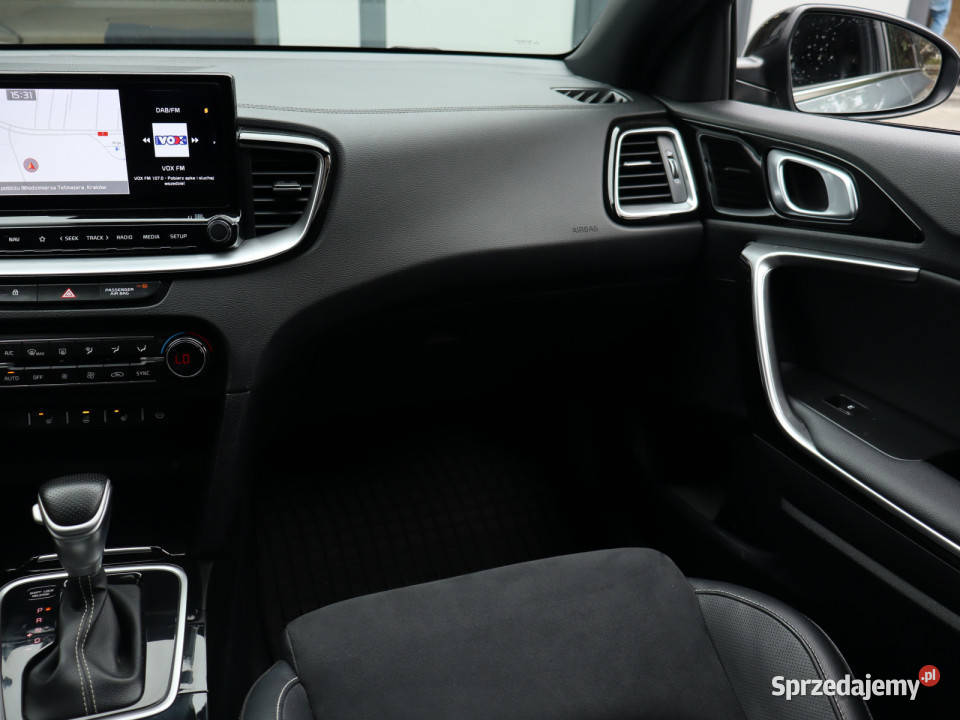 Kia ProCeed 15 TGDI MHEV asystent pasa ruchu Katowice
