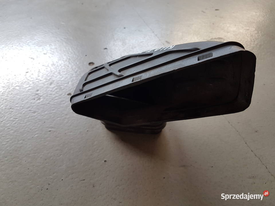 AUDI A4 B8 LIFT DOLOT POWIETRZA WLOT DOLOT