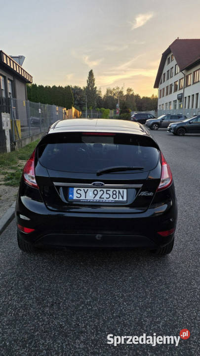 Ford Fiesta Ford Fiesta czarna LPG raty wynajem Motoryzacja Kraków sprzedam