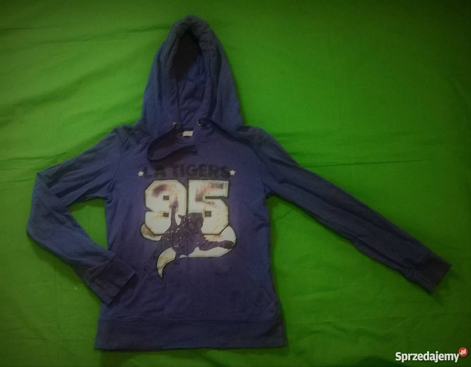 Wygodna bawełniana niebieska bluza marki Only Warszawa