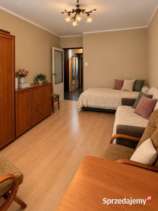 3 pokoje 478 m 1 piętro balkon piwnica Wieliczka
