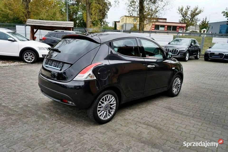 Lancia Ypsilon 900i Klima alu 86 2012r Płock
