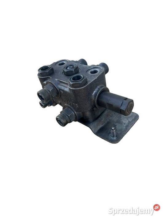 ZAWÓR HYDRAULICZNY 47979581 3299985 CASE PUMA świętokrzyskie Kielce