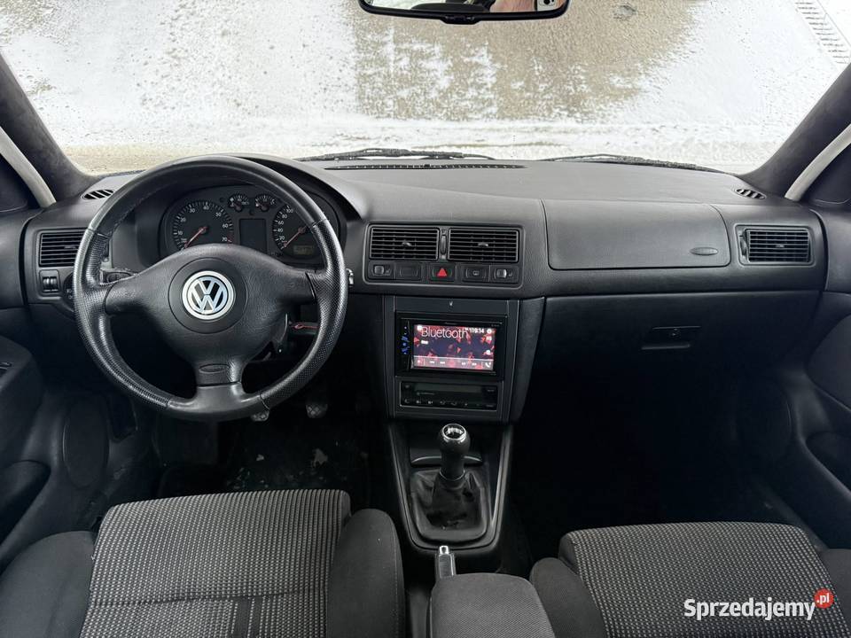 VW Golf IV 18 20V Benzyna Ładny Zadbany Długie