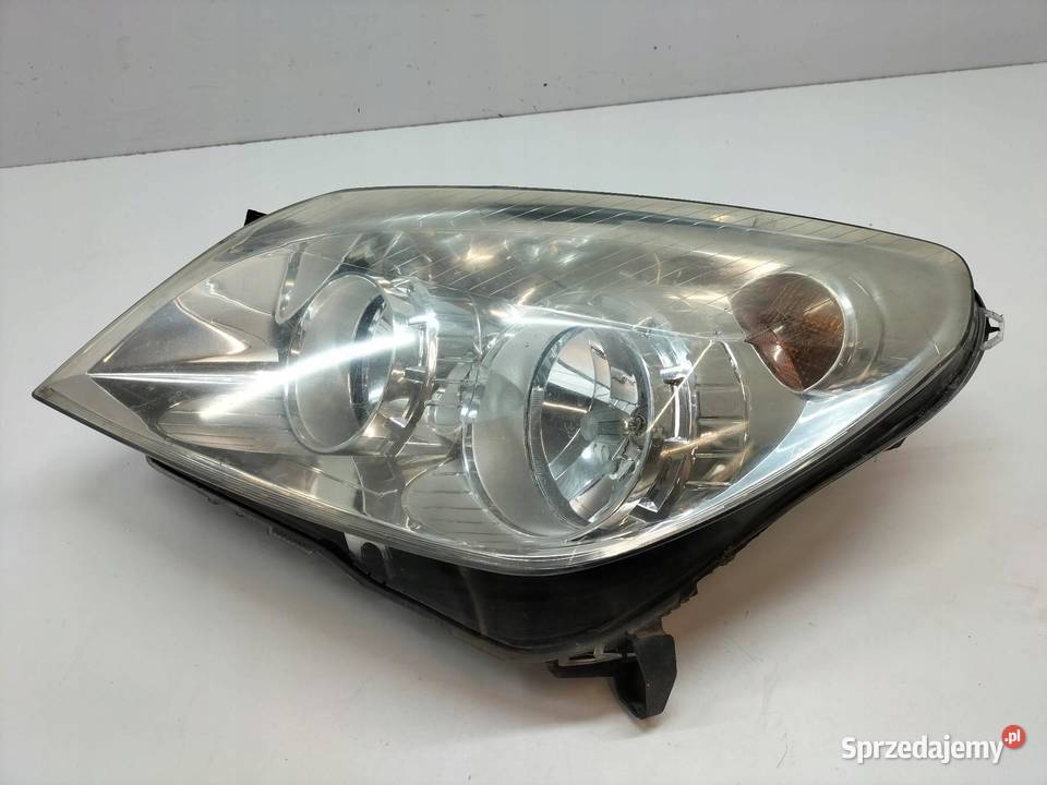 LAMPA PRZÓD LEWA LIFT Opel Astra III 20042014 H