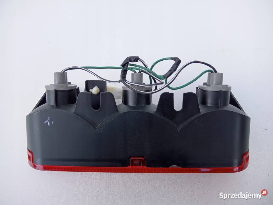 LAMPA STOP W KLAPĘ MITSUBISHI PAJERO SPORT II wielkopolskie Nowy Tomyśl