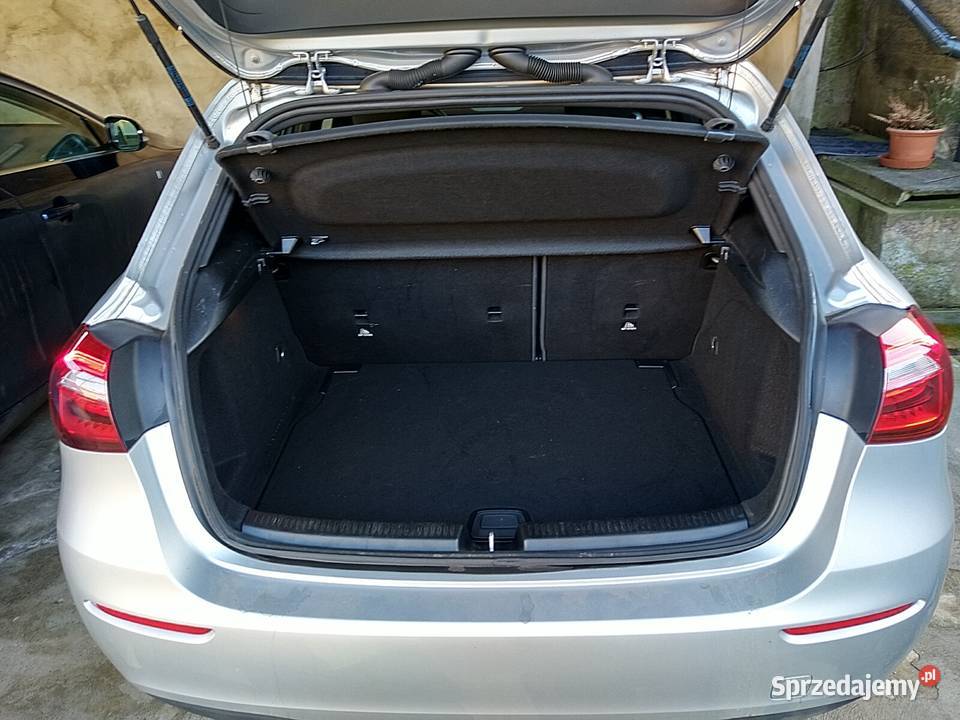 MercedesBenz Klasa A180d7GDCT łódzkie Piątek sprzedam
