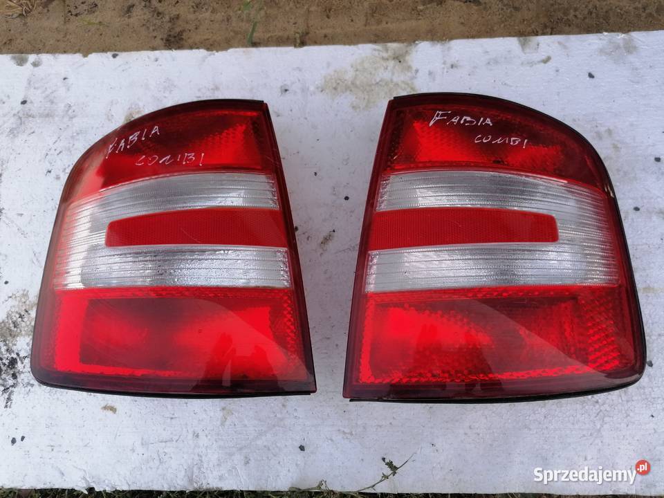 Lampy Tył Komplet Skoda Fabia Kombi osobowe Pogorzelec sprzedam